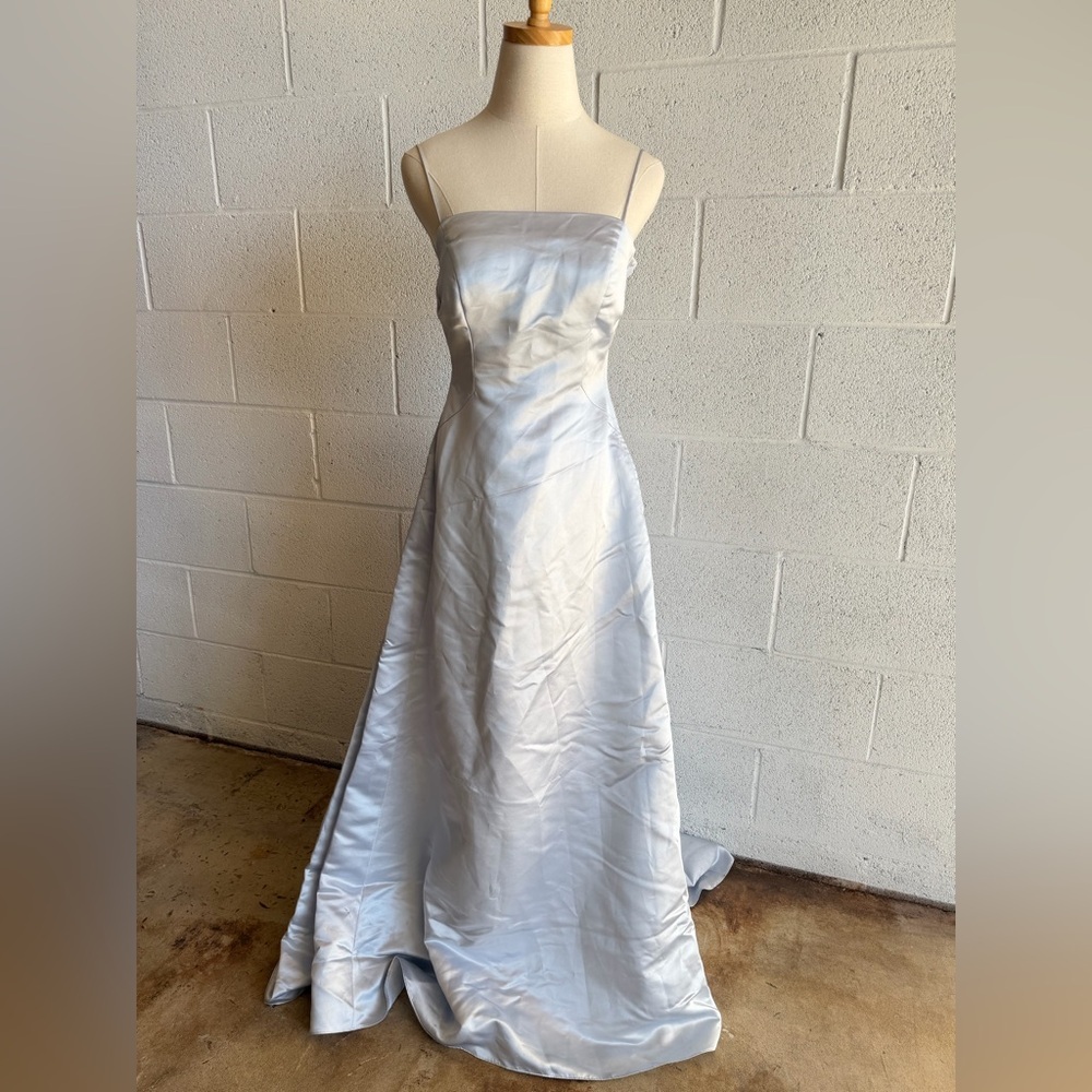 Bill Levkoff Classics Classic Light Blue Open Back Gown Formal Dress Size 4 - Picture 2 of 4